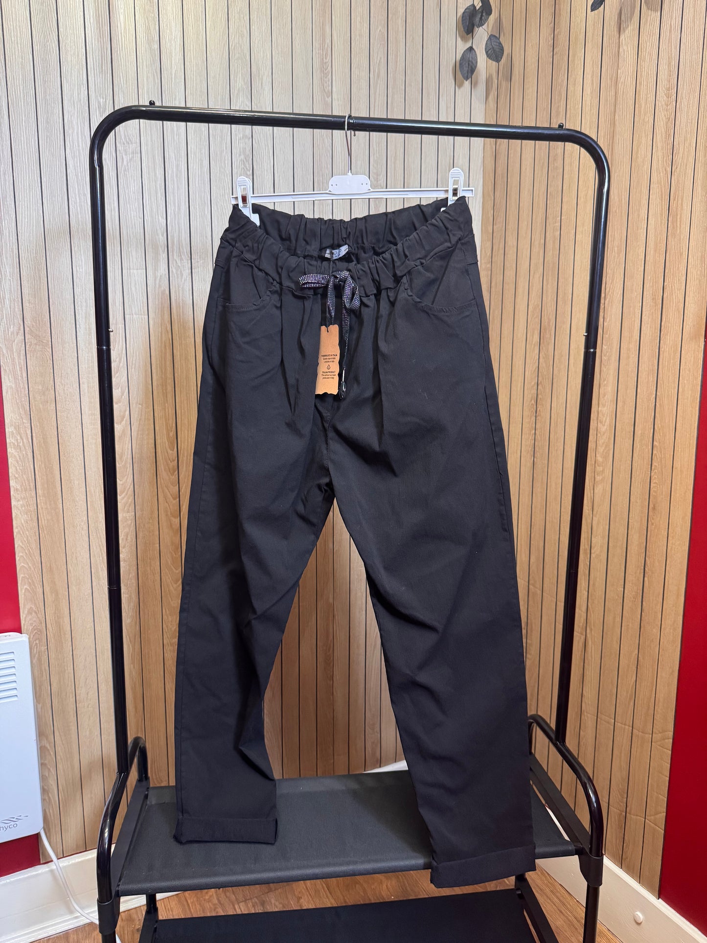 Plain magic pants